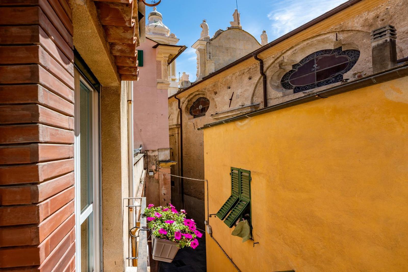 Casa Vicino Al Mare Finale Ligure Exterior foto